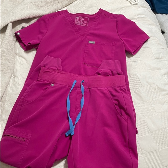 Figs Tops - FIGS Bottoms Only In Magenta